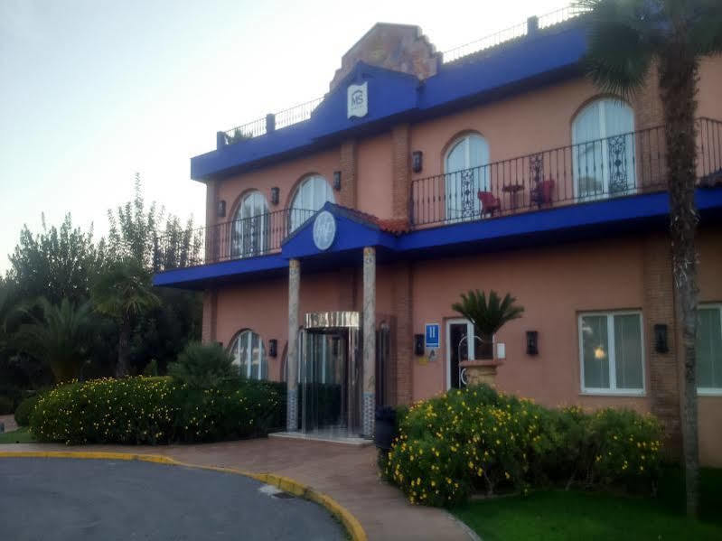 Hotel Fuente Las Piedras Cabra Exteriör bild